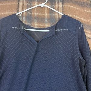 Eclair Sheer Navy Blouse size:M 100% polyester